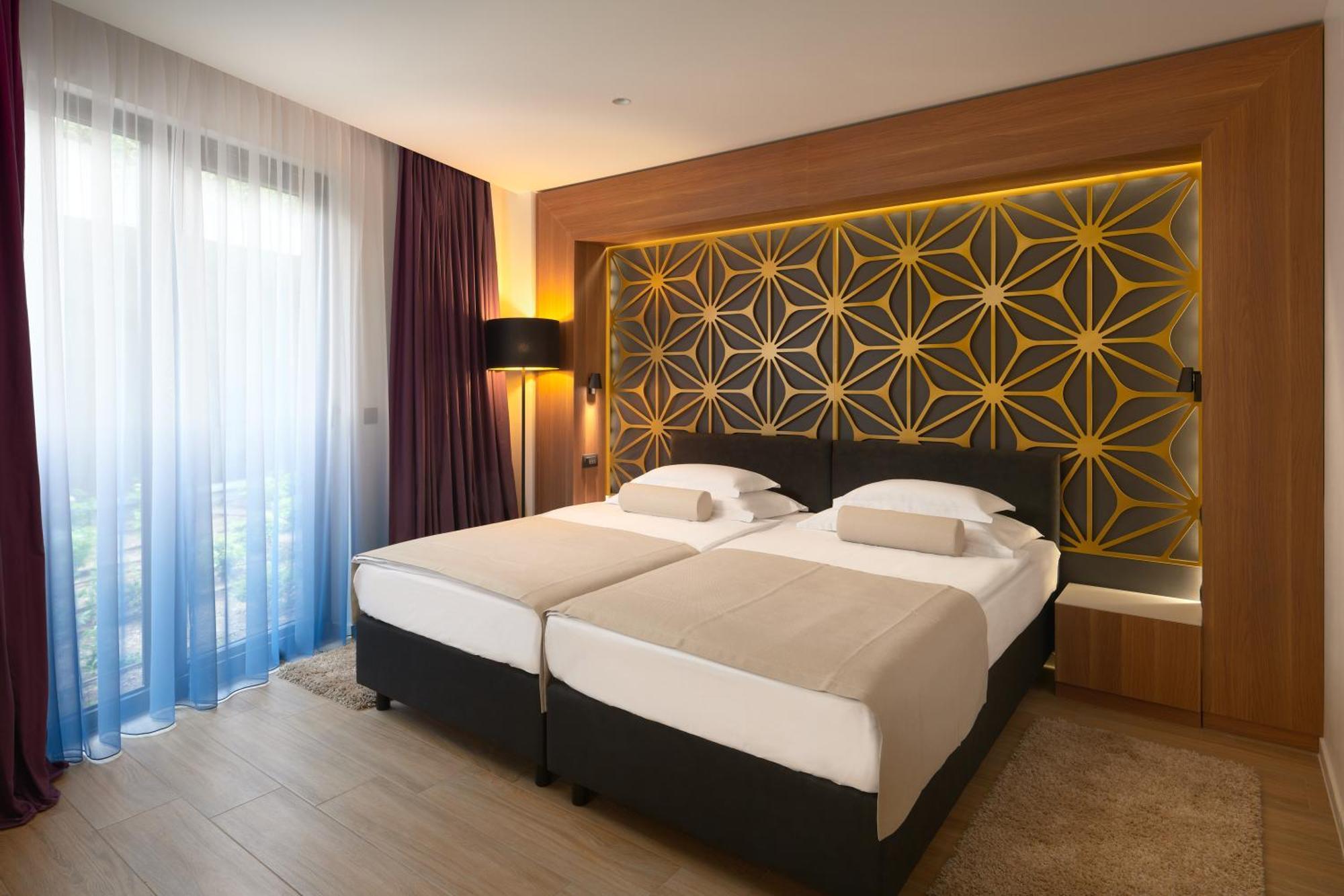 Standard Double or Twin Room,1282521274:JPEG