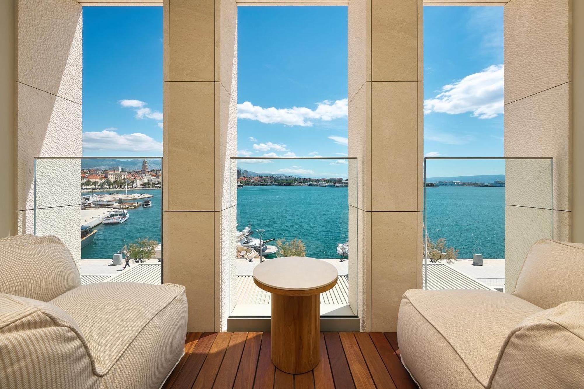 Chambre Lits Jumeaux Premium avec Balcon - Vue sur Mer