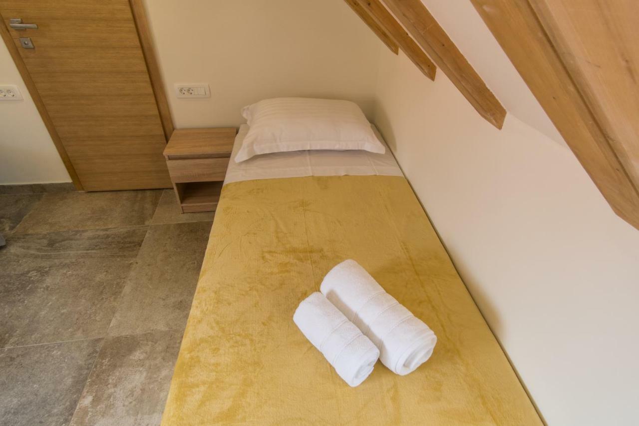 Chambre Simple Mansardée