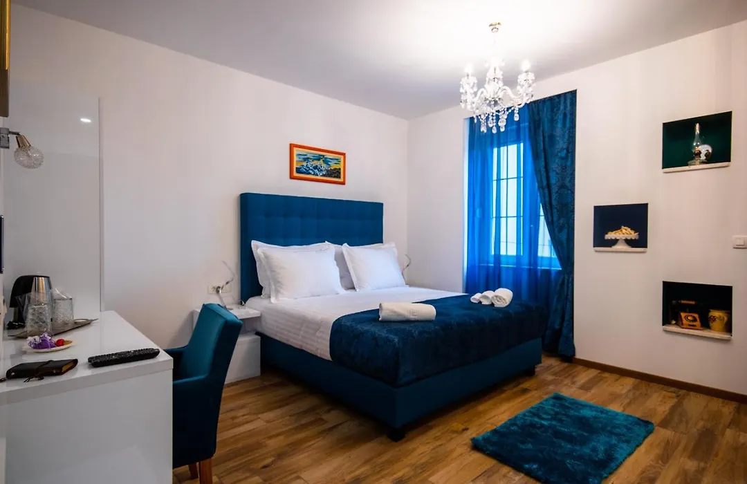 Center Luxury Rooms 2-1