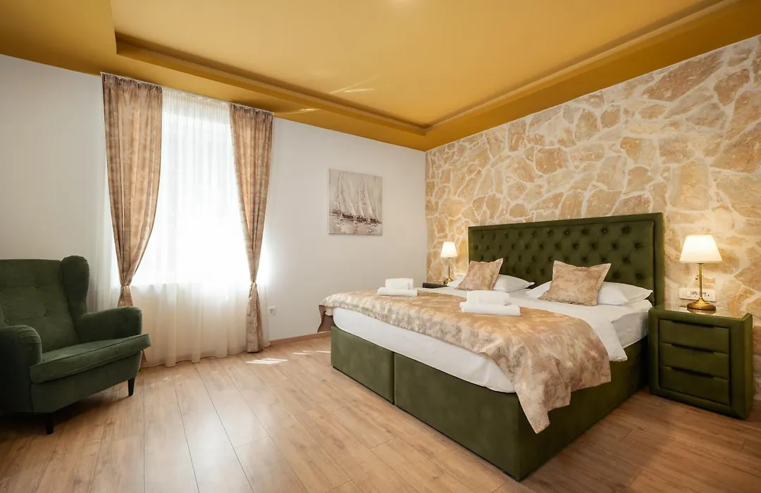 Luxury Rooms Floramye (Adults Only)-1