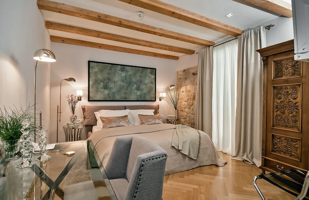 Heritage Hotel 19-1