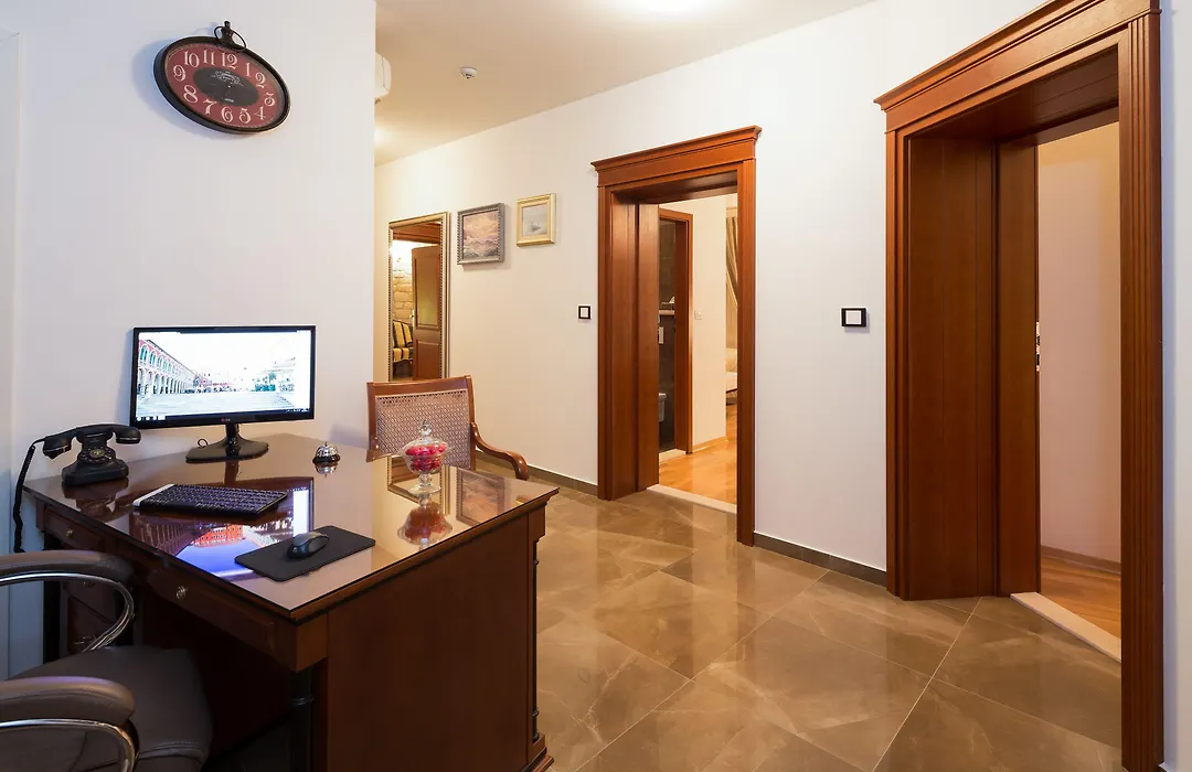 Priska Heritage Rooms (Adults Only)-1