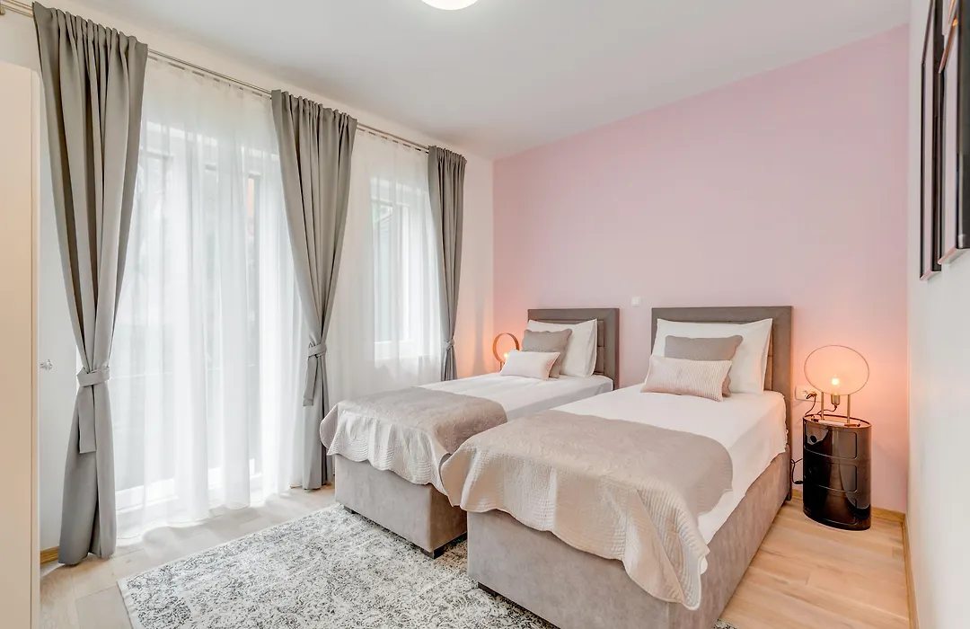 Capital Apartments And Rooms-1