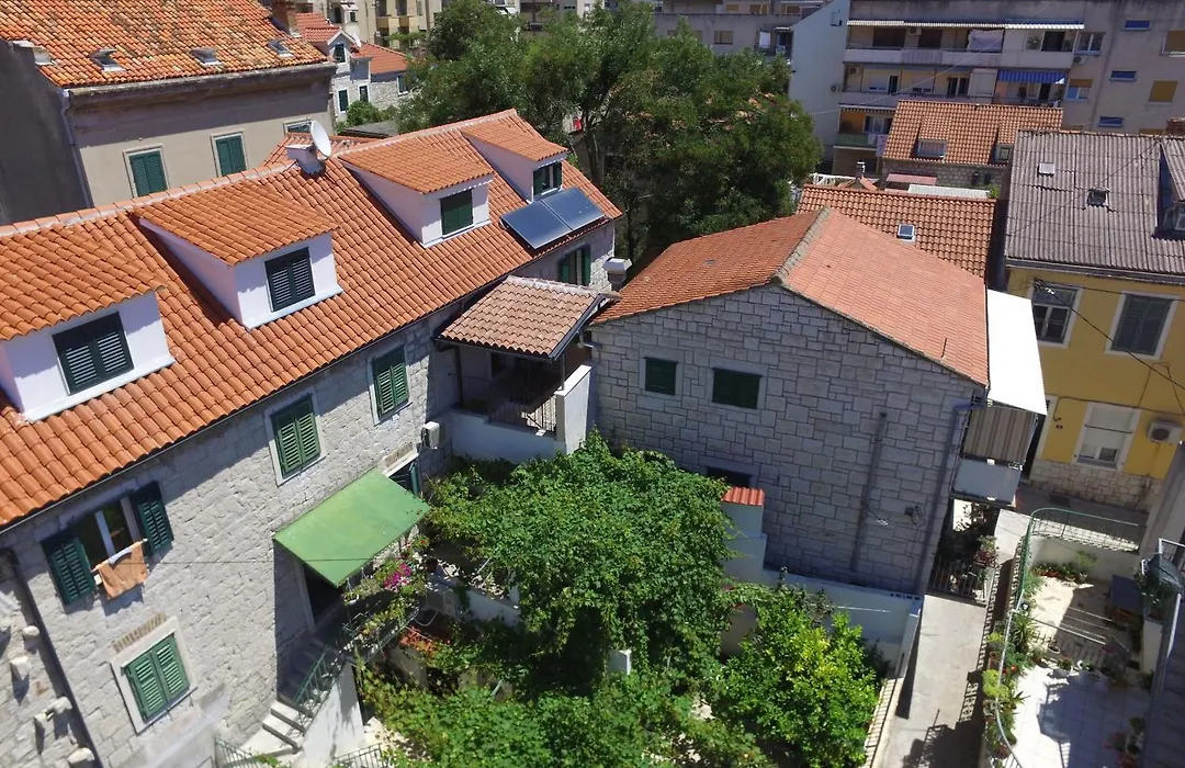 Apartment And Rooms Desideria-1