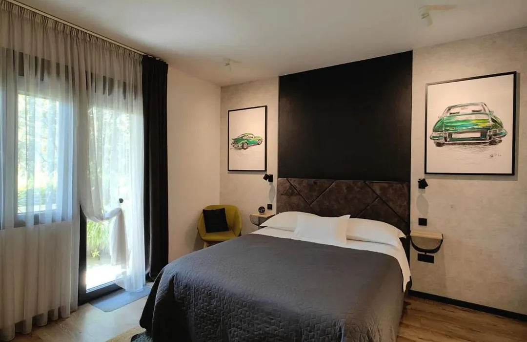 Scuderia Split Rooms-1