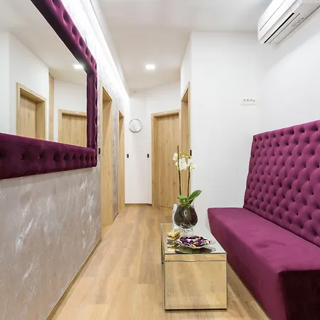 Central Pearl By Nono Ban Rooms-3