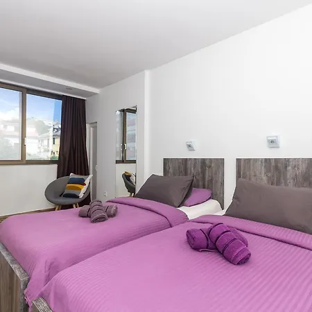 Apinelo Tower Rooms-2