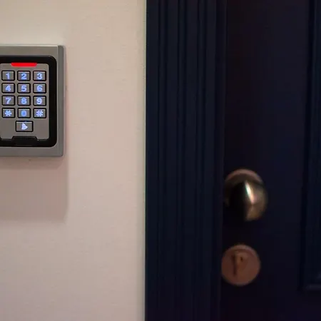 Center Luxury Rooms 3-2