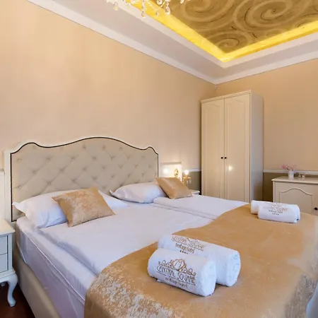 Central Square Heritage Hotel-3